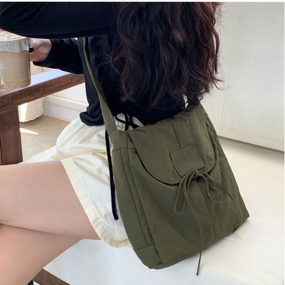Interior Design Korean Style - Borsa a tracolla con fiocco in