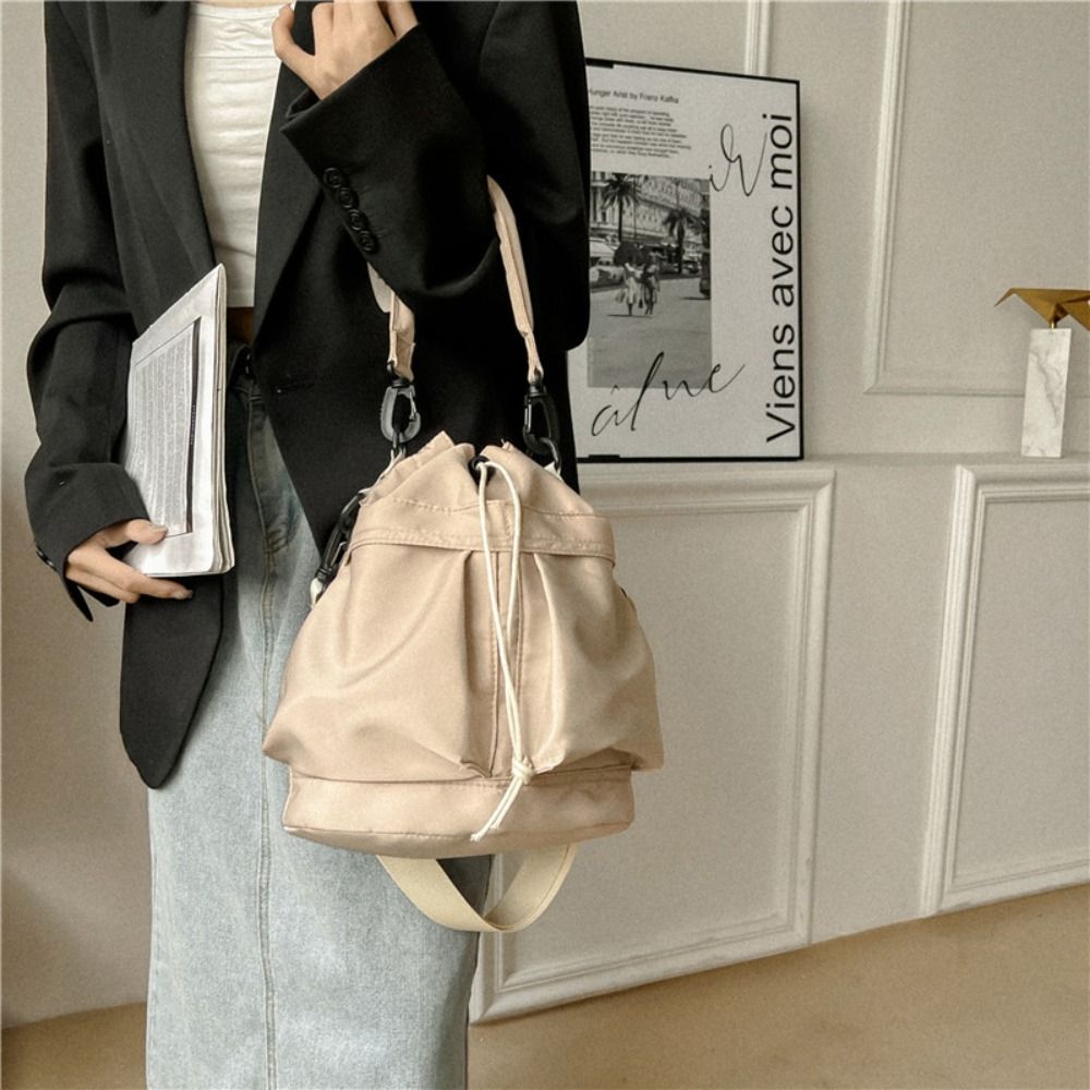 Interior Design Korean Style - Borsa a tracolla in nylon stile