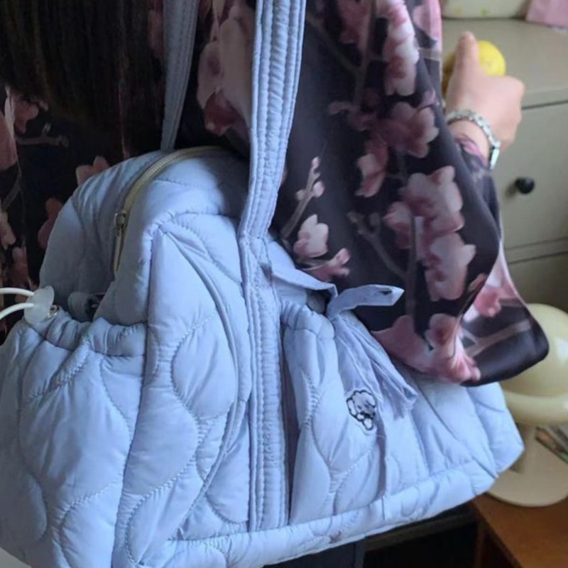 Interior Design Korean Style - Borsa tote scozzese dal design di