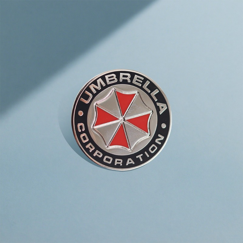 Distintivo in metallo con logo - Interior Design Logo recensione e prezzo